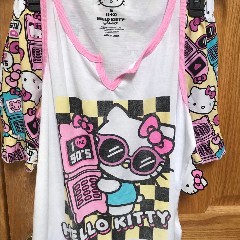 HELLO KITTY PAJAMA SET. NWT